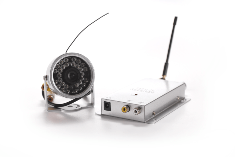 wireless vs wired security cameras