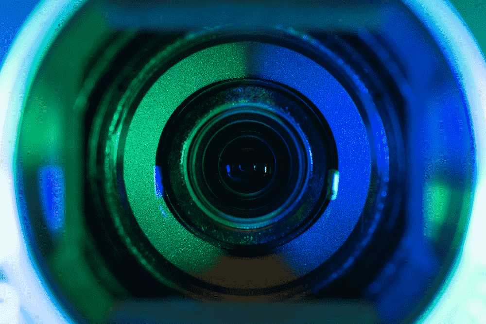battery security camera lens and angle