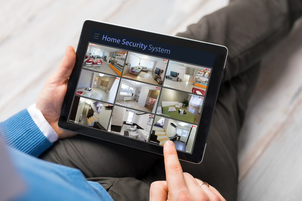 wireless battery operated security cameras monitoring
